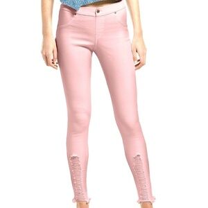 (NWT) Hue Women's Pink Shredded Hem Denim Leggings Size S